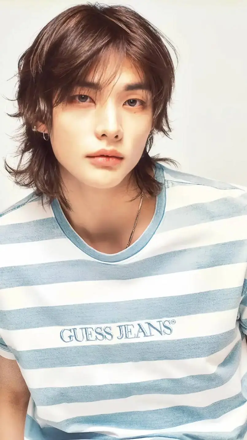 ai character: Hyunlix background