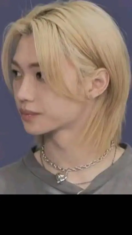 ai character: Felix background