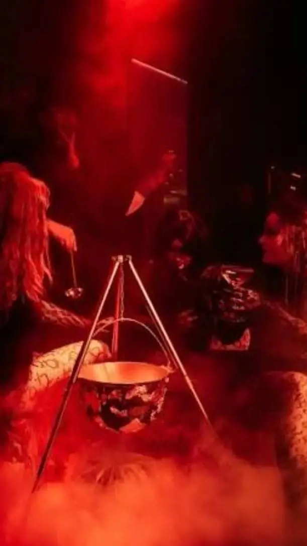 ai character: Корнавал🫀 background