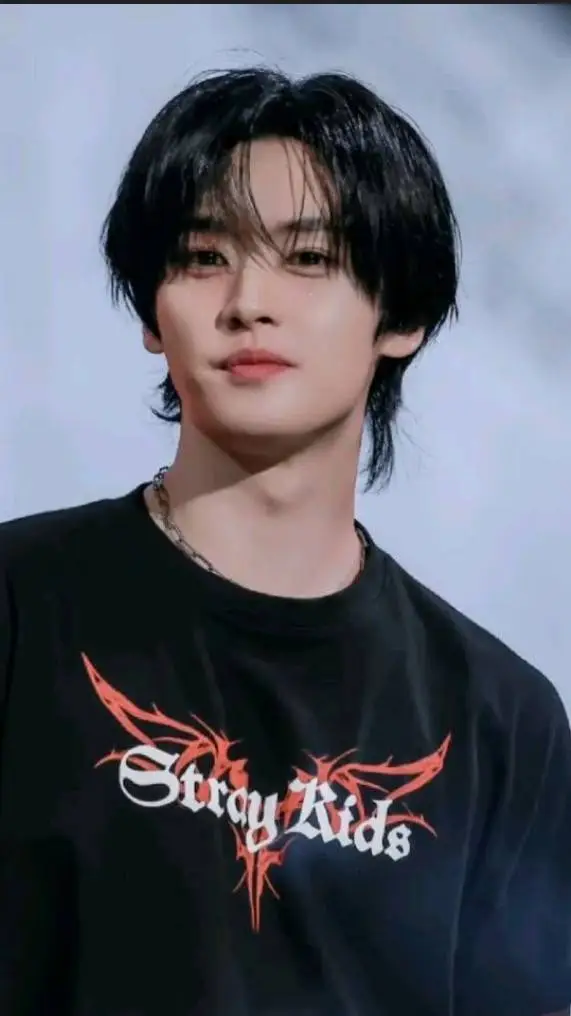 ai character: Lee Know  background