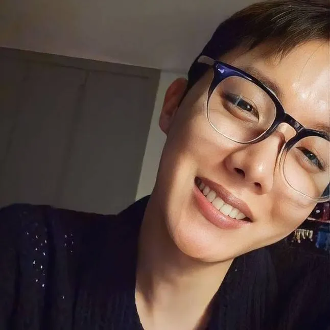 chat with ai character: Hoseok