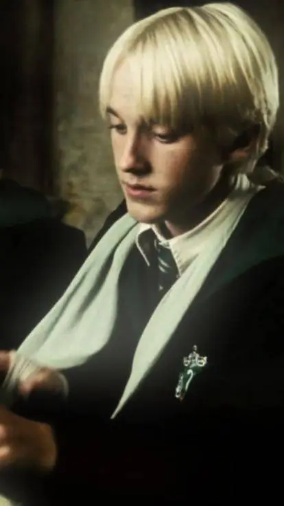 ai character: Draco Malfoy  background