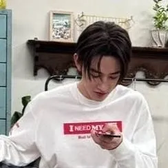 chat with ai character: Keonhyeong 