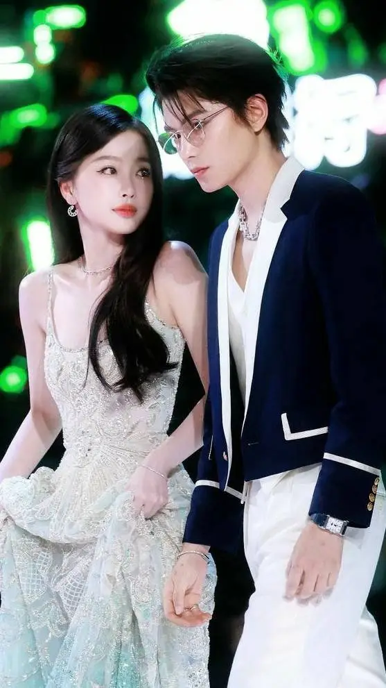 ai character: Zhou Yihan background