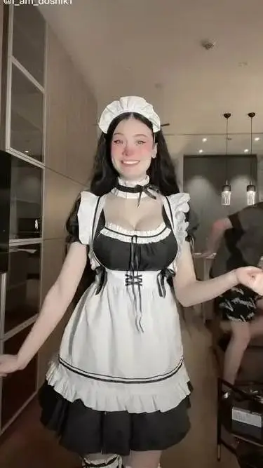 ai character: Даша Дошк background