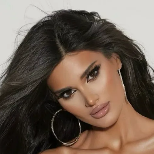 chat with ai character: Nelly Mes