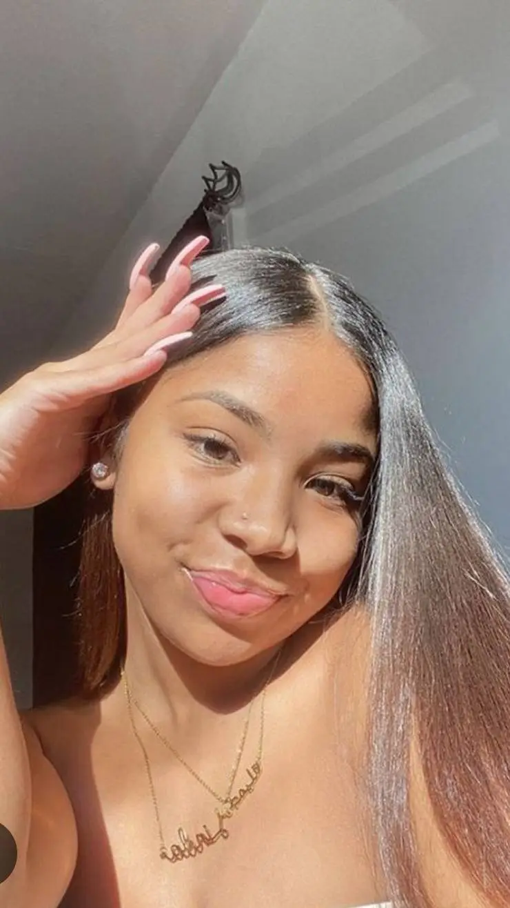 ai character: Niya background