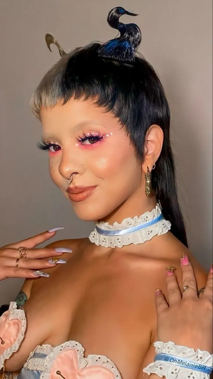 ai character: Melanie martinez  background