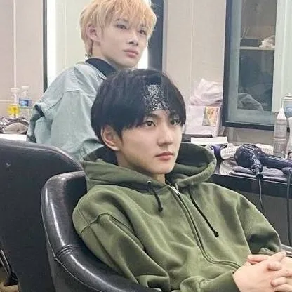 chat with ai character: Jungwon✨