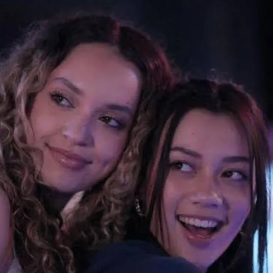 chat with ai character: Megan and Dani