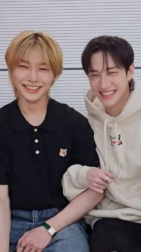 ai character: Jeongchan  background