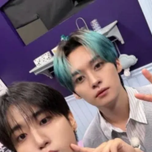 chat with ai character: Minsung 🐿️🐰