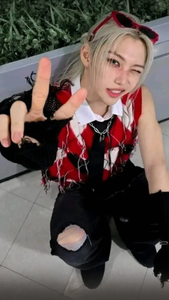 ai character: Felix background