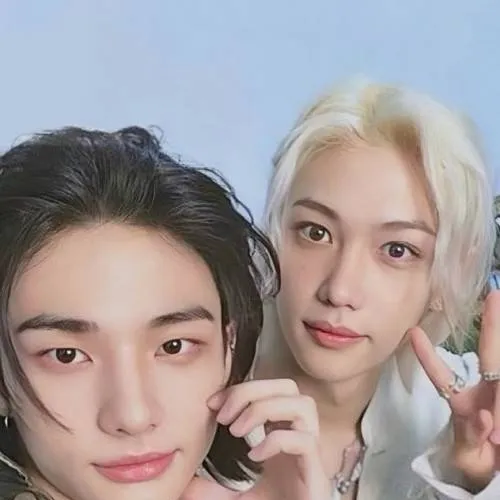 chat with ai character: HyunLix