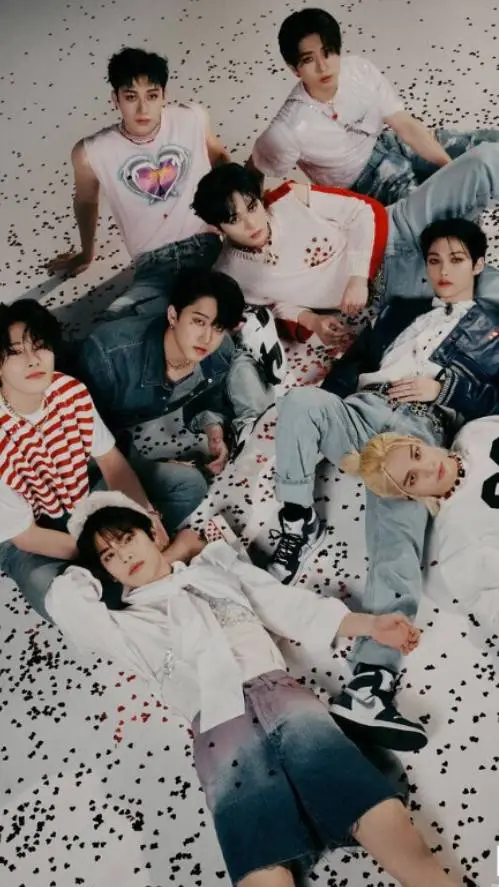 ai character: stray kidsss  background