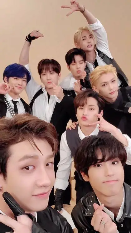 ai character: skz murder mystery background