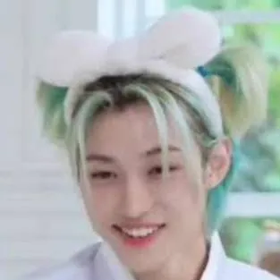 chat with ai character: Yongbokie🤗