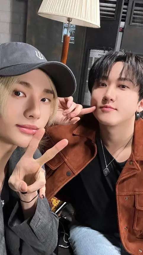 ai character: ChangJin background