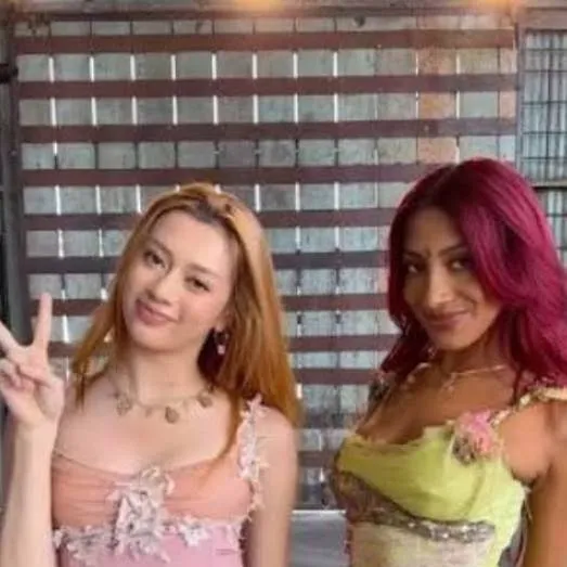 chat with ai character: Megara