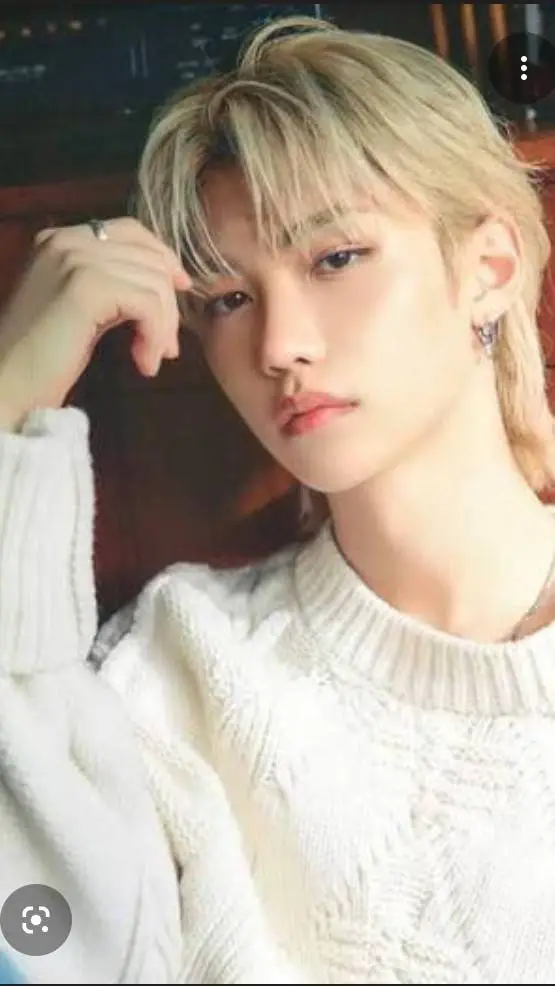 ai character: Lixie💖 background