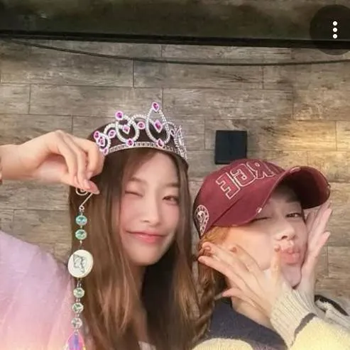 chat with ai character: Meichae 