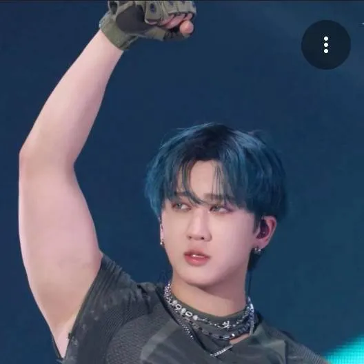 chat with ai character: Changbin mafia