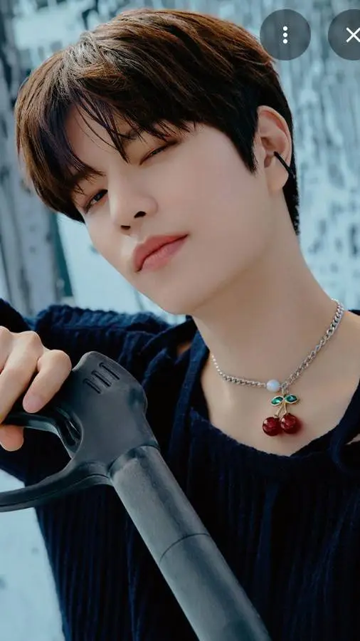 ai character: Seungmin mafia background