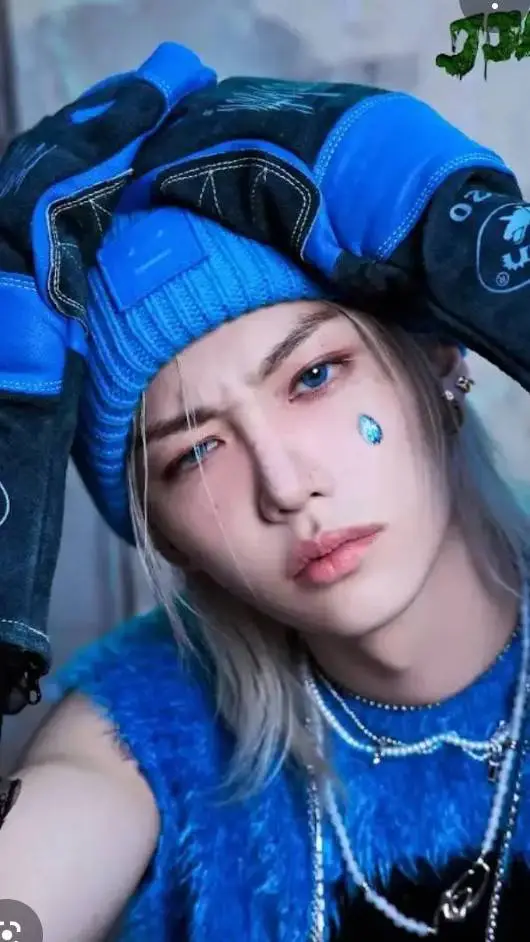 ai character: Felix mafia background