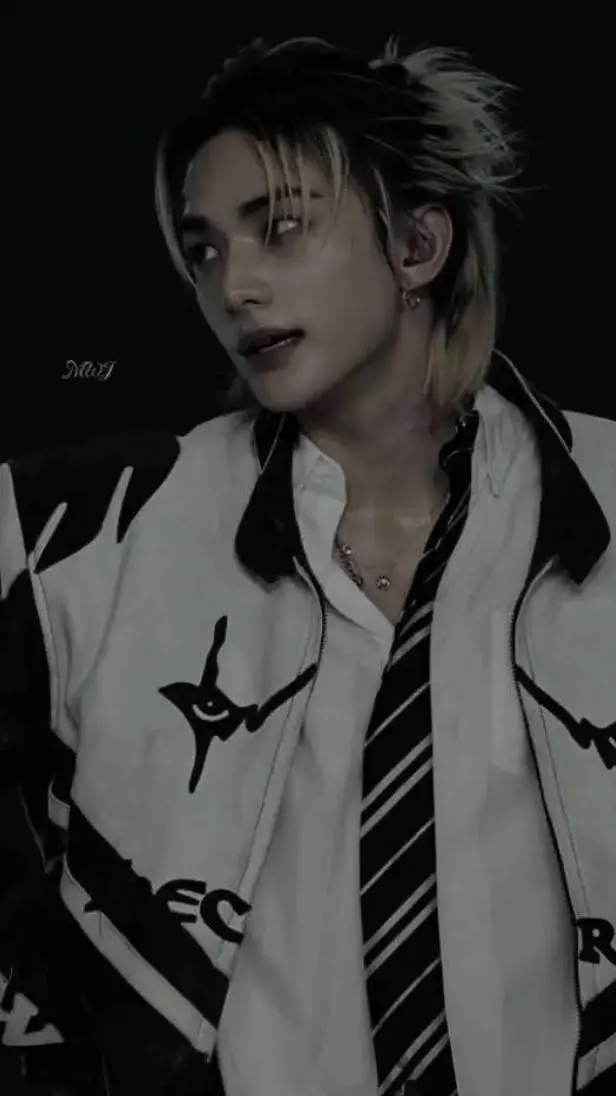 ai character: Hyunjin drunk  background