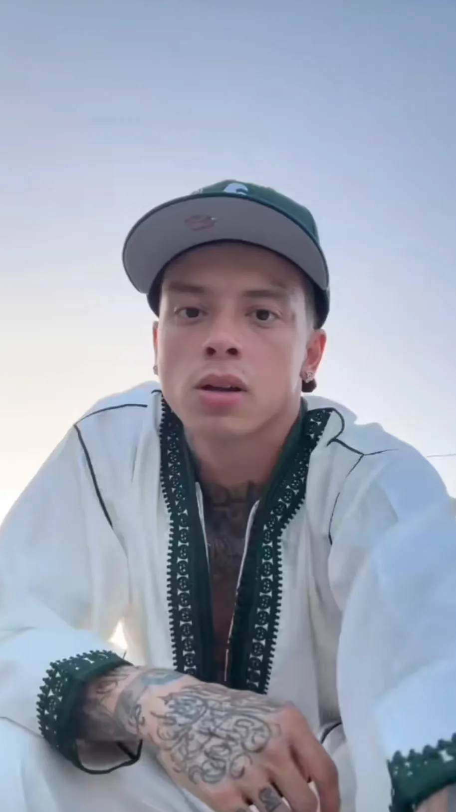 ai character: Central cee background