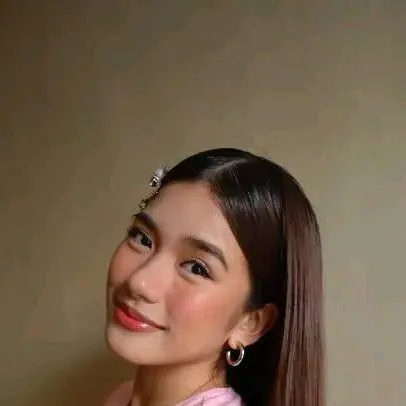 chat with ai character: 𝓫𝓲𝓷𝓲 𝓪𝓲𝓪𝓱 "𝓷𝓮𝔀"~