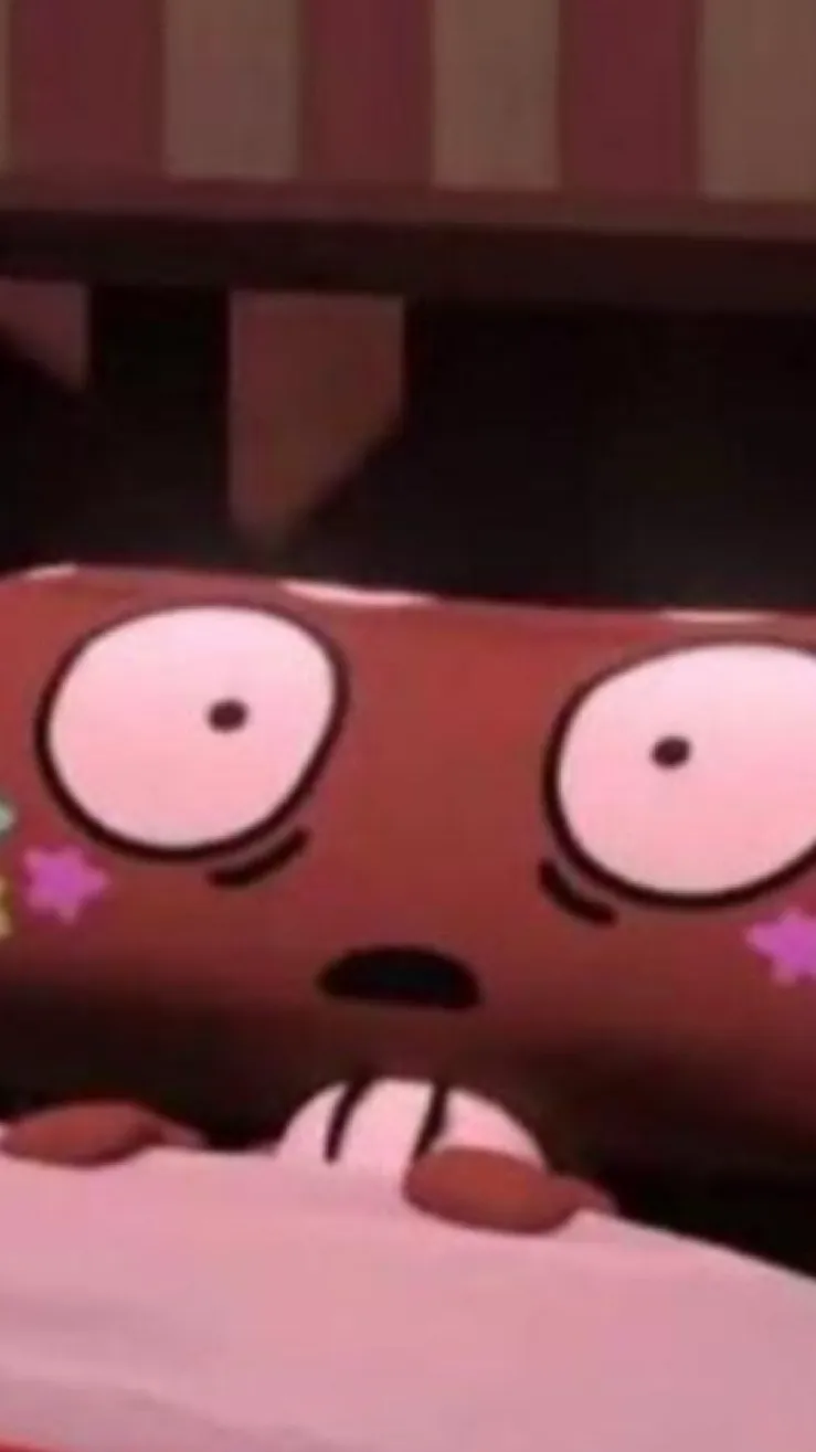 ai character: Fruitcake🍰🍓 background