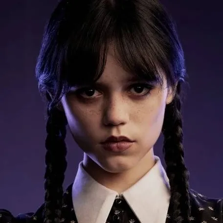 chat with ai character: Wednesday Addams 