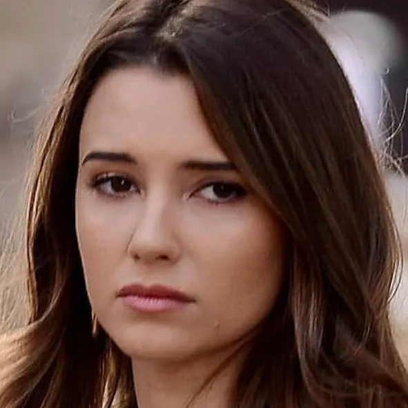 chat with ai character: mahim