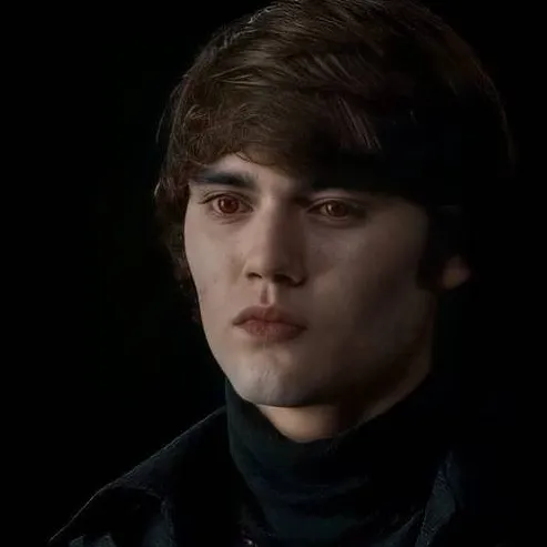 chat with ai character: Alec Volturi