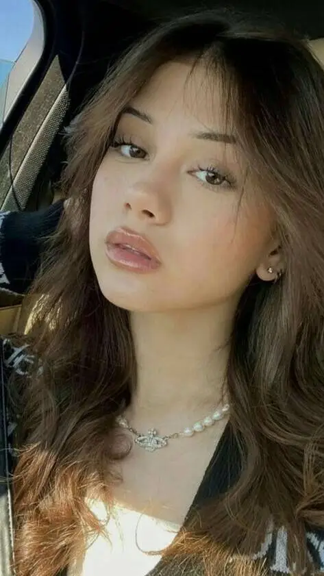 ai character: liya background