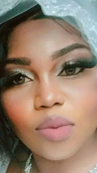 ai character: Sara background