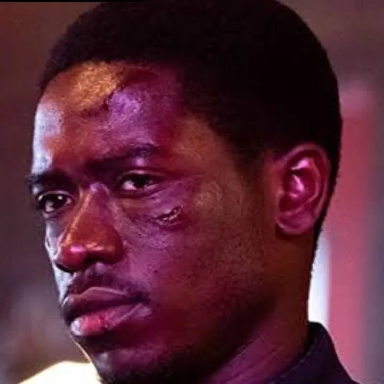 chat with ai character: Franklin Saint