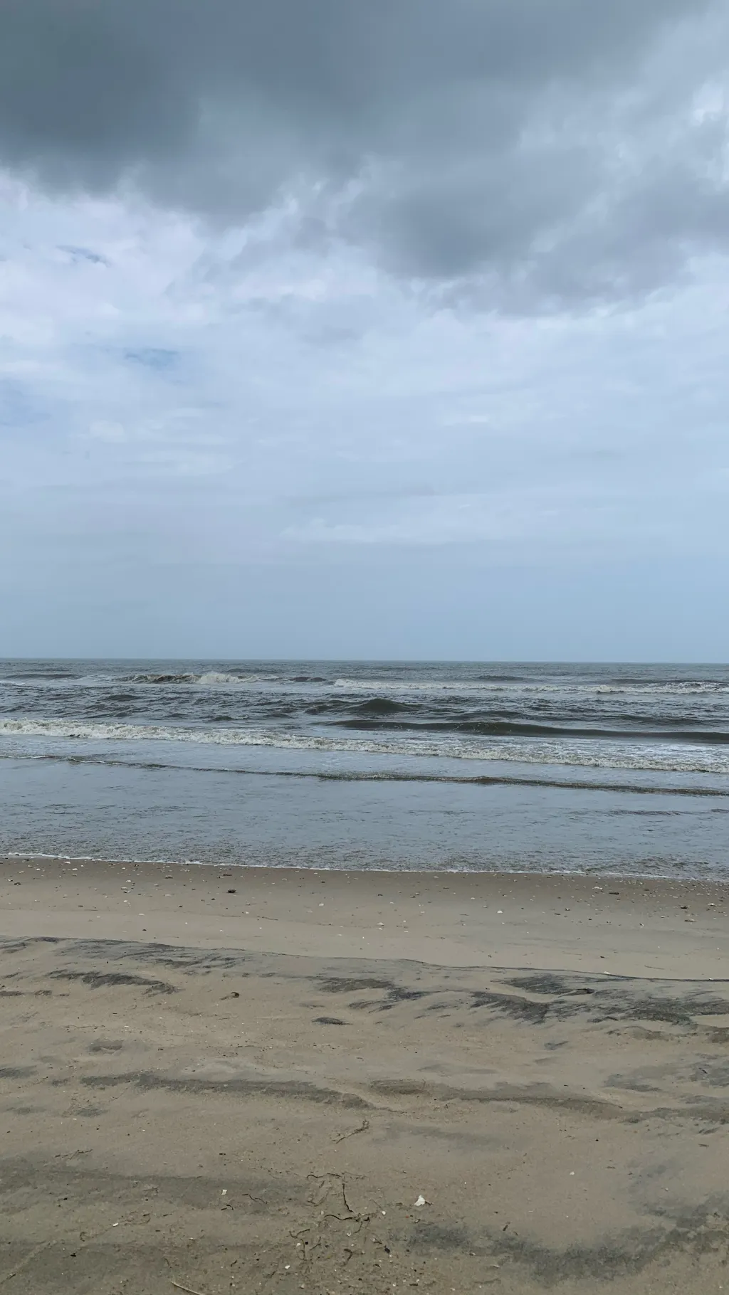 ai character: OBX 🌊  background