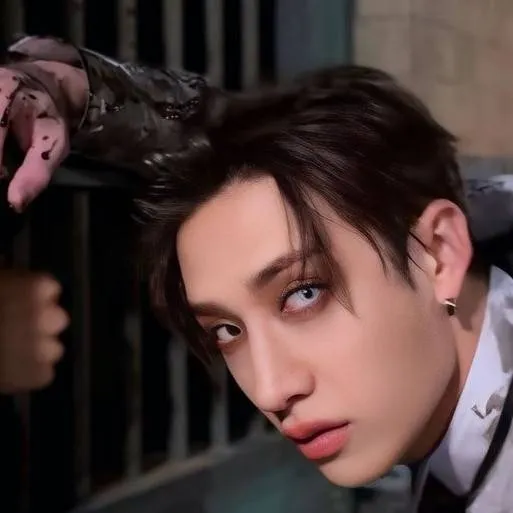 chat with ai character: bang chan 😻