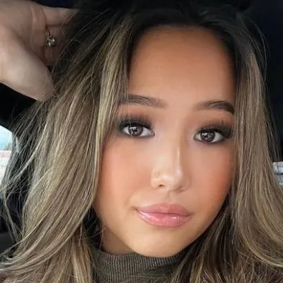 chat with ai character: Madysen 19