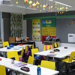 chat with ai character: Class 12A (grade 7