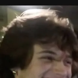 chat with ai character: Chris Sturniolo 