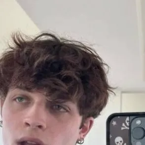 chat with ai character: Nicolas Sturniolo 