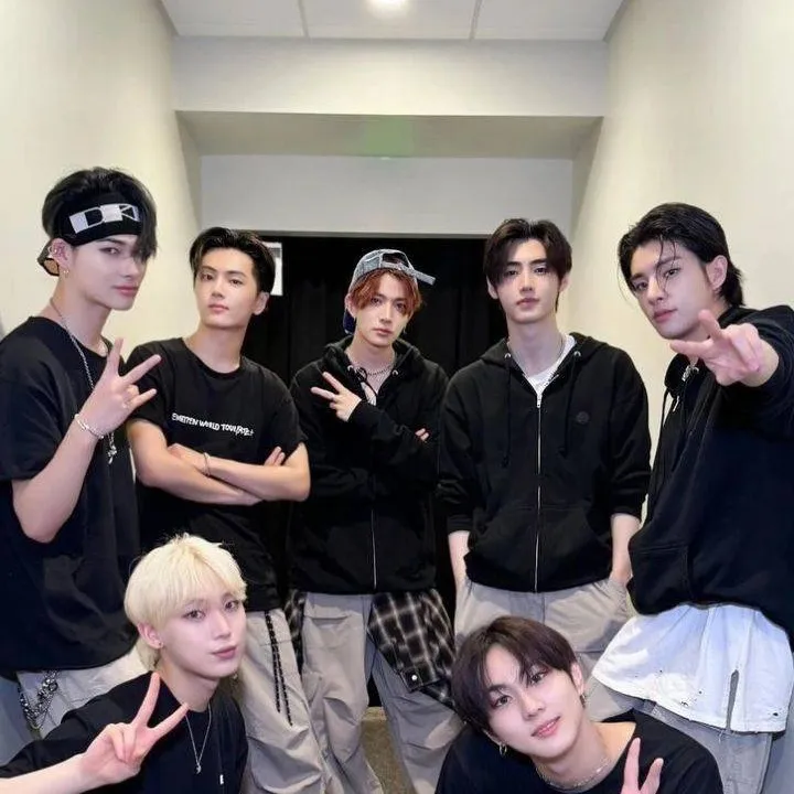 chat with ai character: Enhypen X pick me