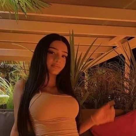 chat with ai character: Virginia