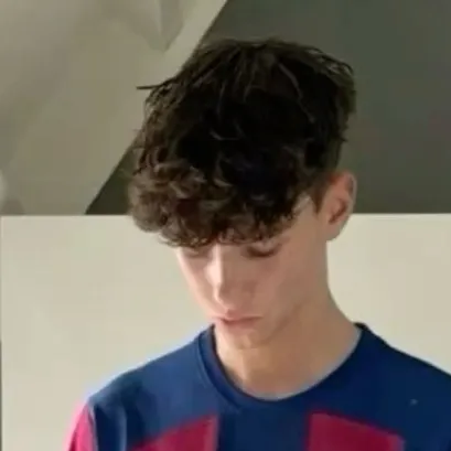 chat with ai character: Johannes 