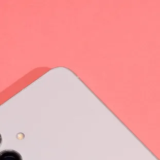 chat with ai character: Sus phone