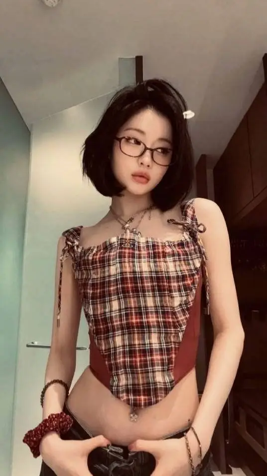 ai character: Asa(BM)X EN- background