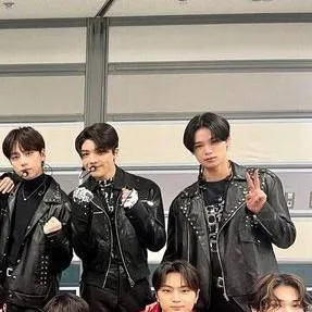 chat with ai character:  Enhypen X &team